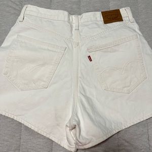 Levis high loose denim shorts